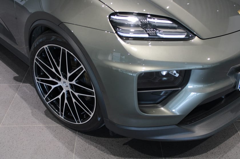 Bild 2 av Porsche Macan 4 Electric 