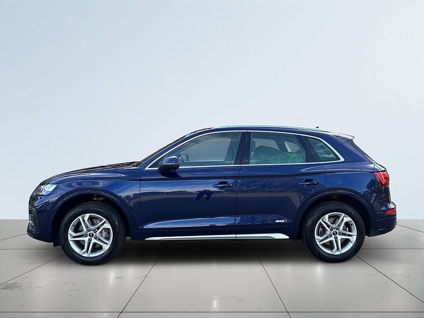 Bild 4 av Audi Q5 45 TFSI quattro MOMS/360/Pano/SoV-Däck/Darg/Psens/Ellucka