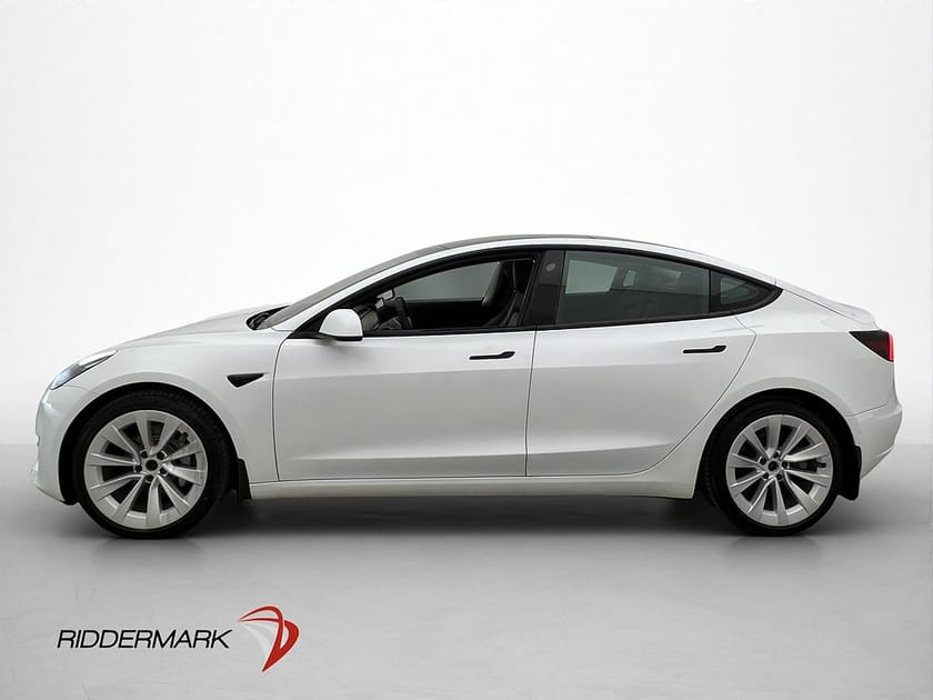 Bild 5 av Tesla Model 3 Long Range AWD Panorama Autopilot Svensksåld