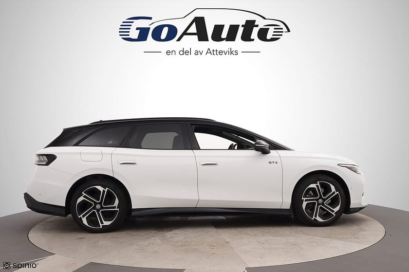 Bild 3 av Volkswagen ID.7 GTX Tourer Tourer, 340hk 360-Kamera HUD Drag