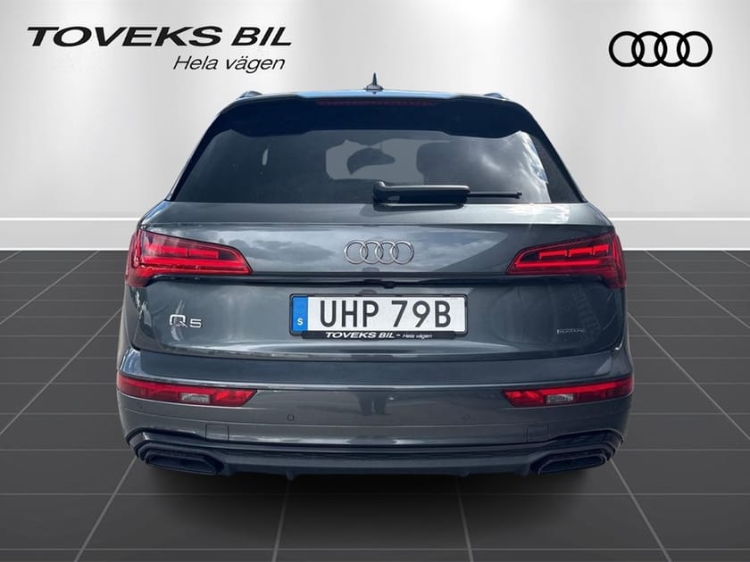 Bild 4 av Audi Q5 40 TDI quattro S LINE / Luftfj. / Matrix