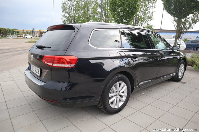 Bild 3 av Volkswagen Passat Sportscombi 2.0 TDI FWD 150hk Aut Backkamera Svensksåld