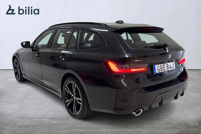 Bild 2 av BMW 330e xDrive Touring M-Sport Business /Elstolar /Driving Prof