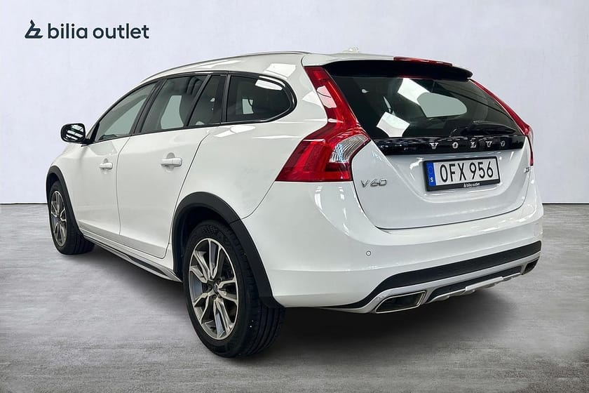 Bild 3 av Volvo V60 Cross Country D3 Business Advanced Summum Dragkrok Elstol Skinn