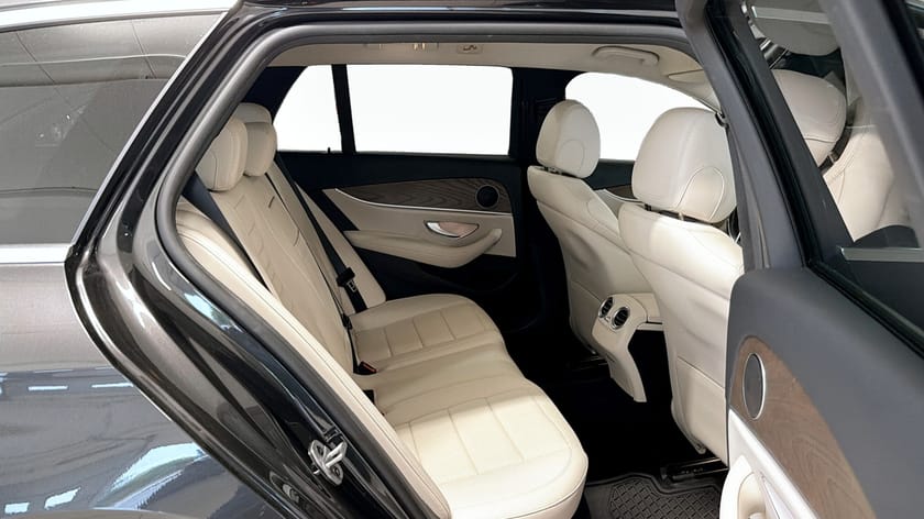 Bild 5 av Mercedes-Benz E 220 T d