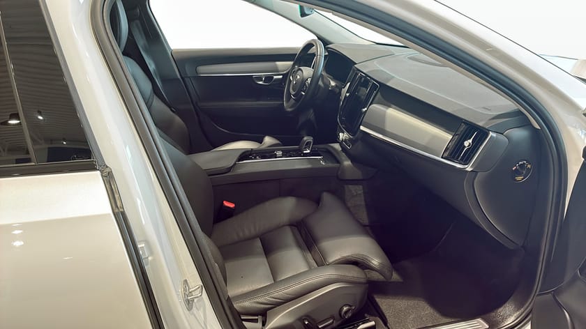 Bild 3 av Volvo V90 Cross Country 360, DRAG , AWD, SKINN, HARMAN KARDON