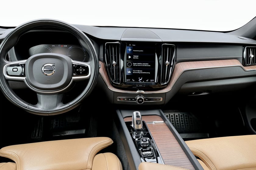 Bild 4 av Volvo XC60 T8 Inscription Teknik/Lounge Pro pkt Drag