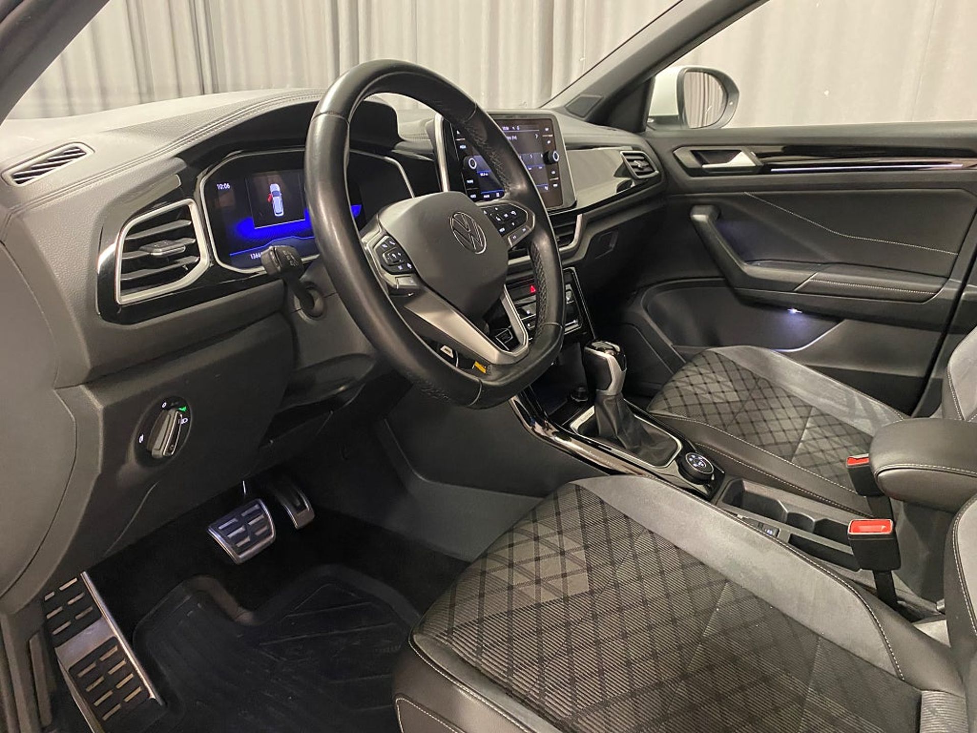 Volkswagen T-Roc 2024, bild 7/10