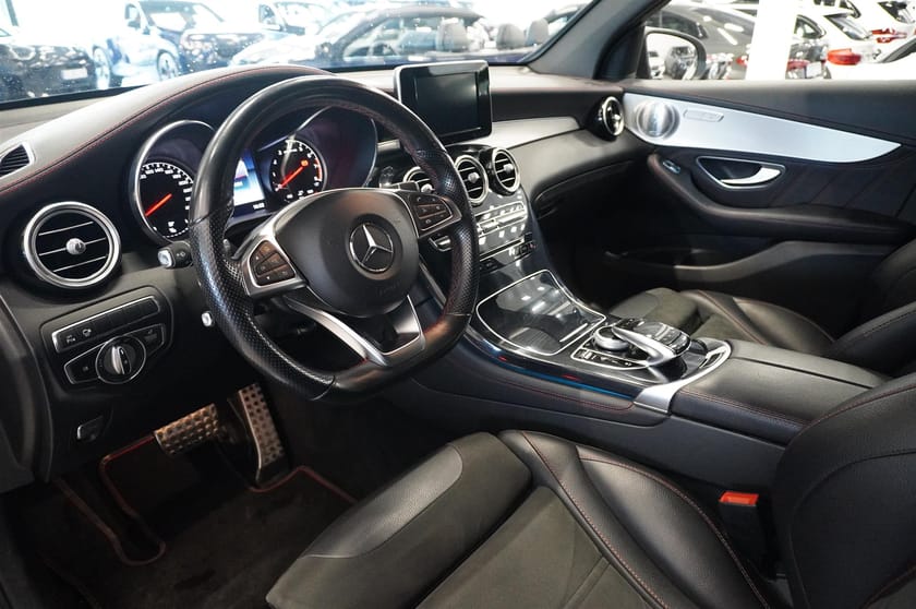 Bild 2 av Mercedes-Benz AMG GLC 43 Coupé 4MATIC