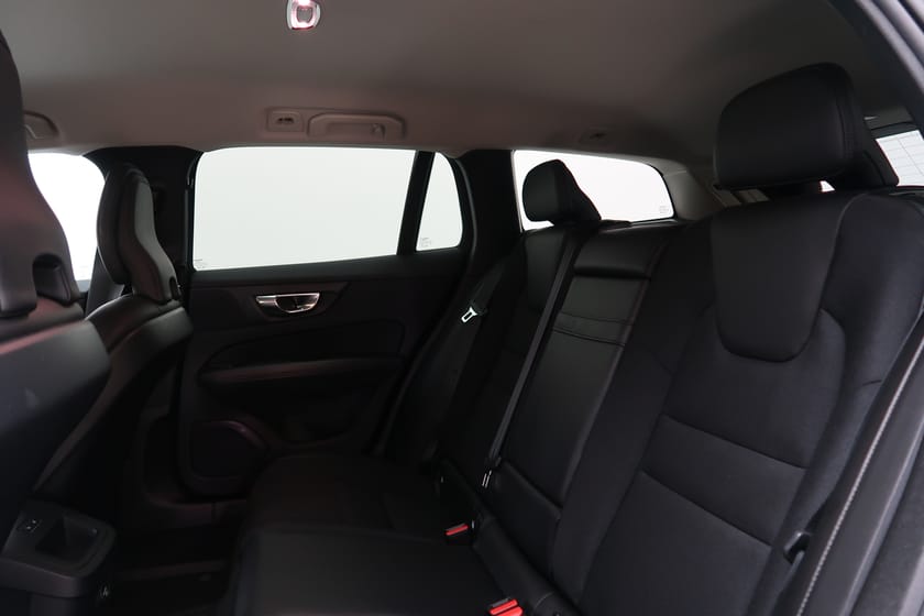 Bild 5 av Volvo V60 D3 AWD Momentum Advanced SE II