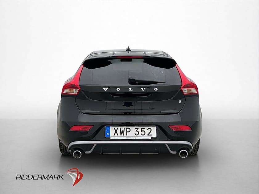 Bild 5 av Volvo V40 T3 152hk R-Design VOC P-Värmare Skinn/Alcantara