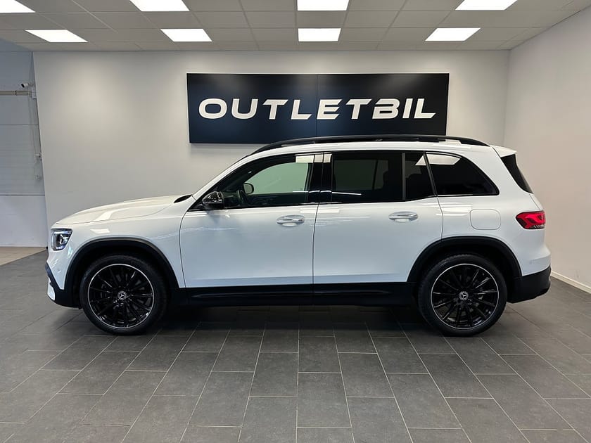 Bild 2 av Mercedes-Benz GLB 220 d 4MATIC AMG Line 7 SITS Pano Keyless Carplay MOMS