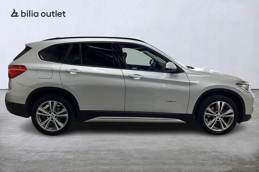 Bild 5 av BMW X1 sDrive18i Steptronic Sport line 136hk Navi Backkamera