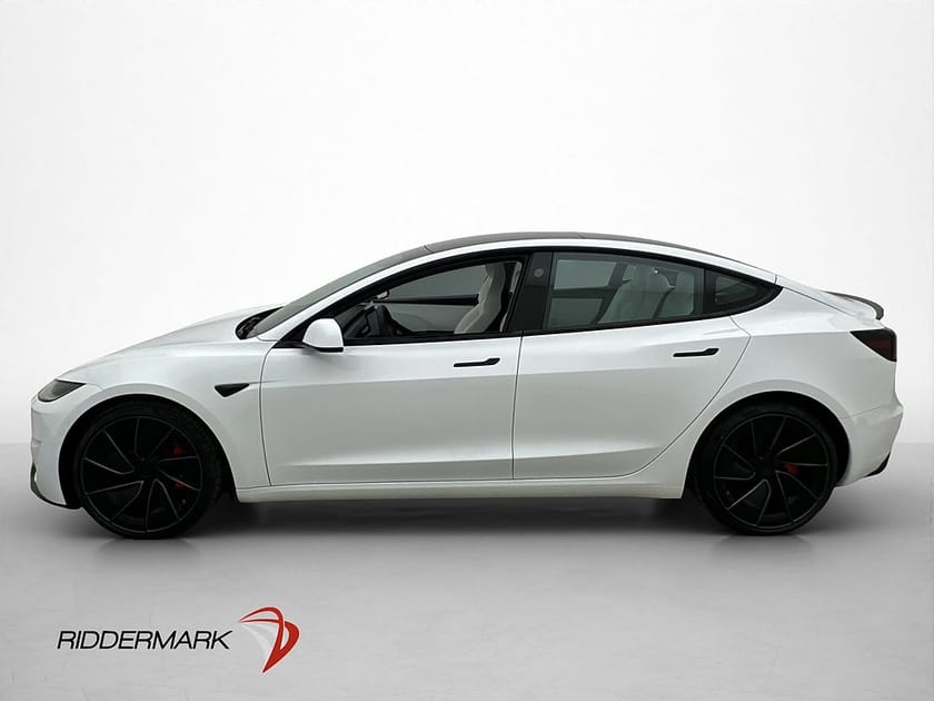 Bild 2 av Tesla Model 3 Performance 517hk Pano AP Ljus interiör