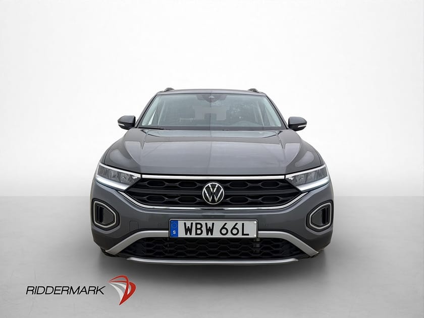 Bild 2 av Volkswagen T-Roc 1.5 TSI Kamera CarPlay Adaptiv-Fart MOMS