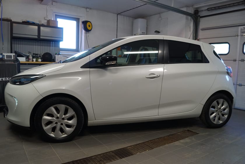 Bild 5 av Renault ZOE R240 Säljes som renoverings objekt El fel