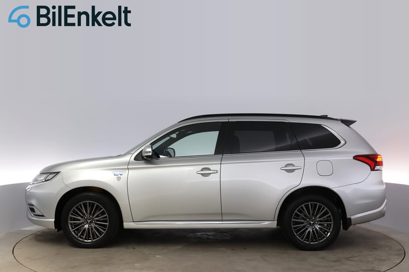 Bild 5 av Mitsubishi Outlander PHEV AWD S-Edition Taklucka Kamera Drag