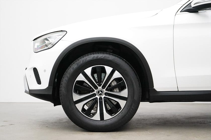 Bild 2 av Mercedes-Benz GLC 300 de 4MATIC / 306hk / Navi / Distronic