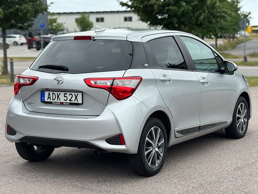 Bild 5 av Toyota Yaris 1.5 VVT-iE Y20 Kamera Låga mil