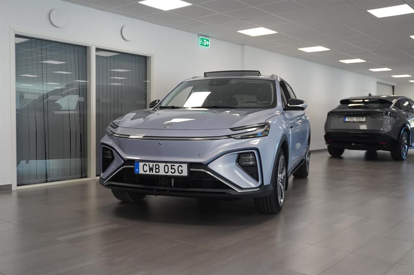 Bild 2 av MG Marvel R Luxury CarPlay Elstol 360 Kamera