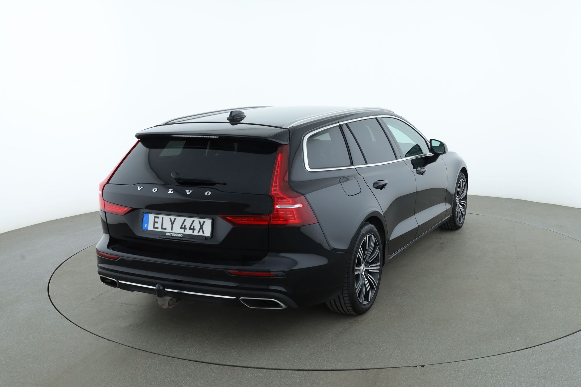 Volvo V60 Recharge T6 AWD 2021, kuva 6/49