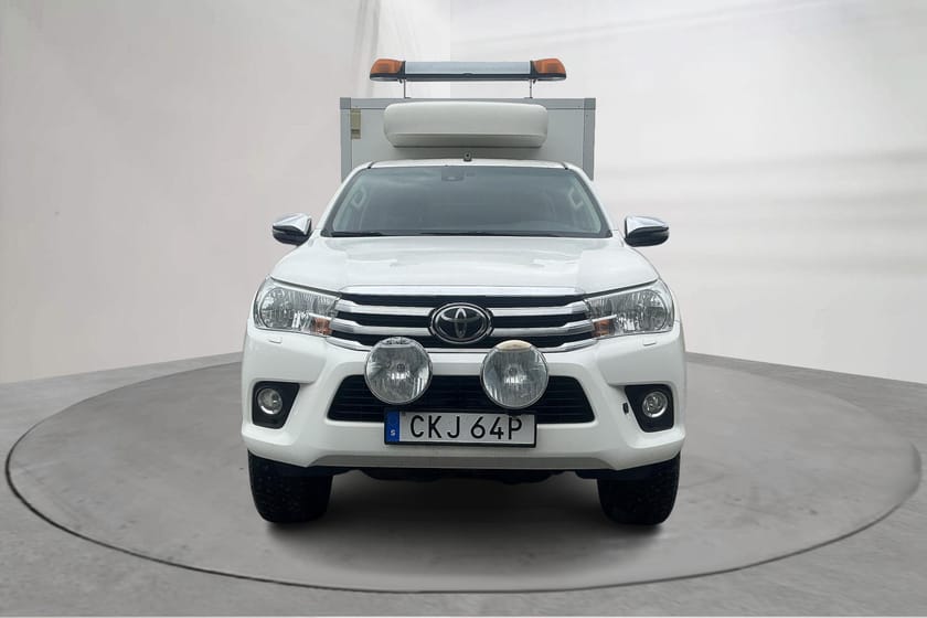 Bild 5 av Toyota Hilux Extra Cab 2.4 D 4WD 150hk Verkstadsinredning