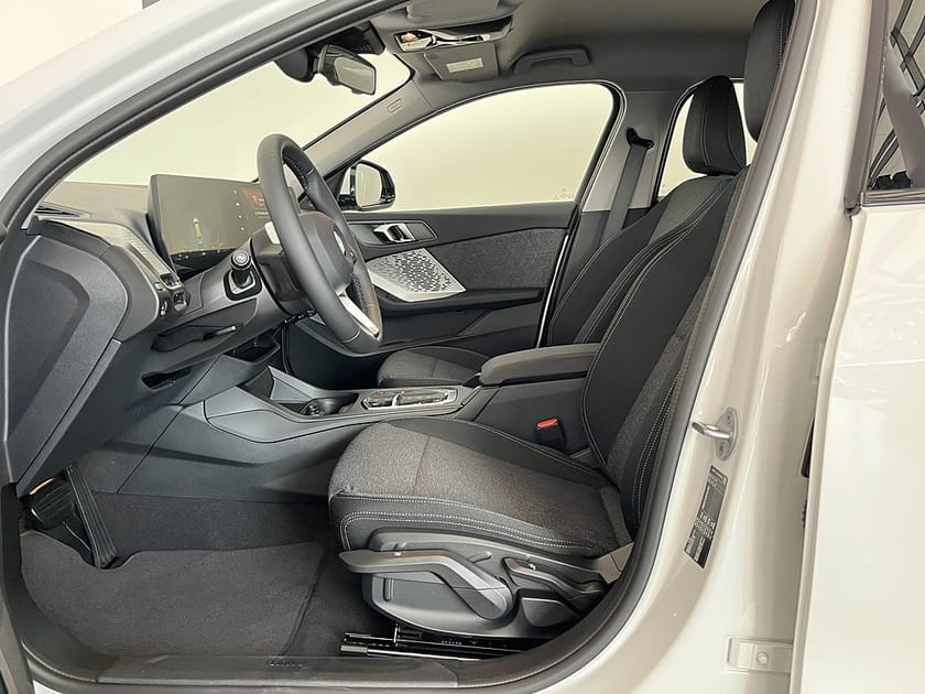 Bild 5 av BMW 120 PRIVATLEASING fr. 3.395 kr/mån 17" Auto Park Assist