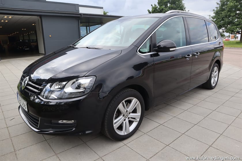 Bild 2 av Volkswagen Sharan 7-seater 2.0 TDI SCR FWD 150hk Aut 7 Sits Drag Backkamera