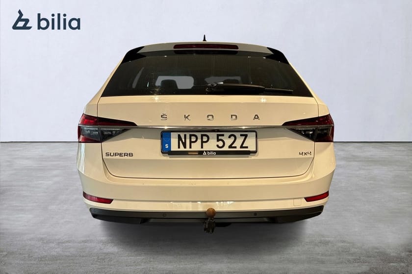 Bild 4 av Škoda Superb Kombi STYLE 2,0 TDI 190 DSG 4X4