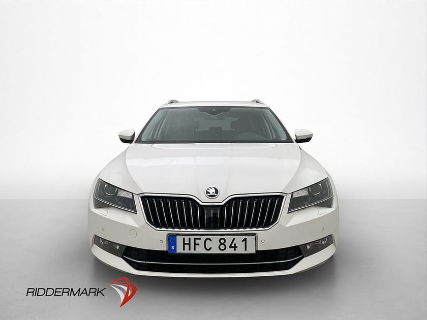 Bild 2 av Škoda Superb Kombi Skoda 2.0 TDI 4x4 L&K D-Värm Kamera Drag Skinn Navi