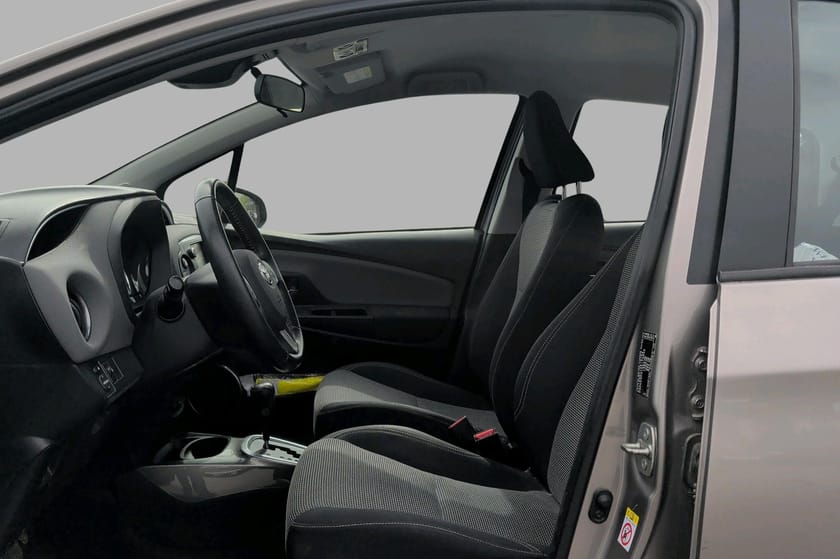 Bilde 4 av Toyota Yaris Hybrid Active - Ryggekamera - DAB+