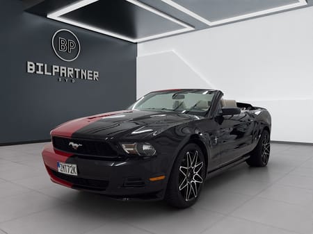 Ford Mustang V6 Convertible