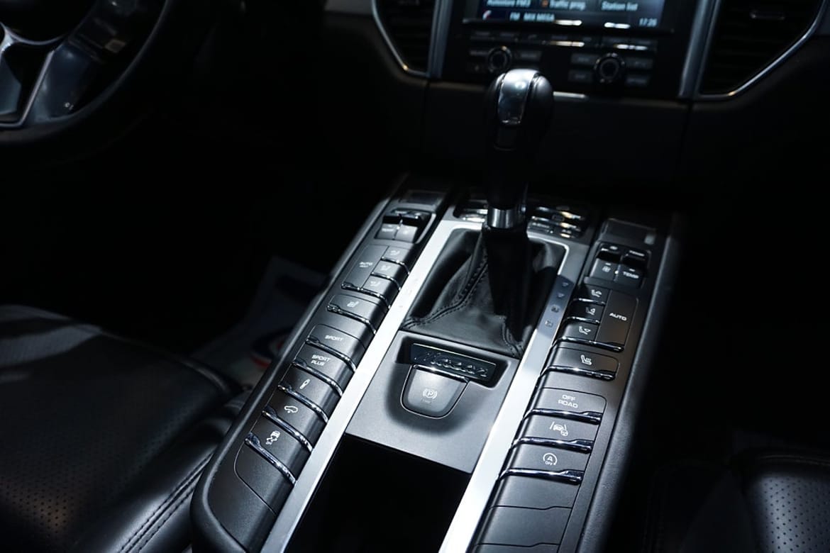 Porsche Macan 2015 - miniatyr 22