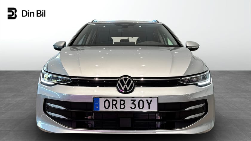 Bild 4 av Volkswagen Golf Sportscombi eTSI 150hk DSG Edition Dragkrok