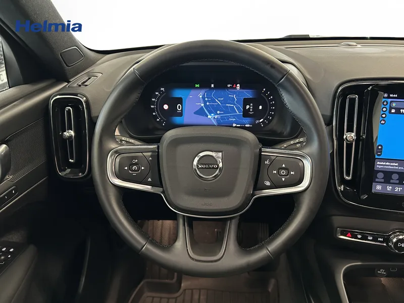 Bild 11 av 18 – Volvo XC40 B3 FWD Bensin Plus Dark