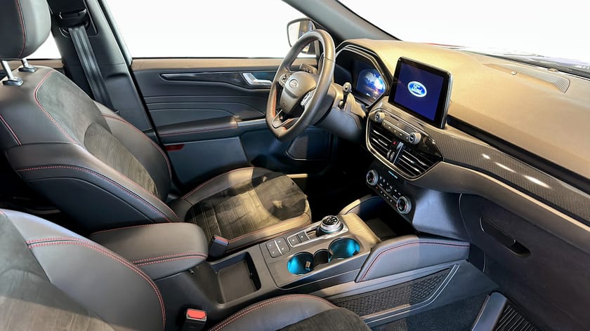Bild 3 av Ford Kuga Plug-In Hybrid ST-Line Business Edition 225hk