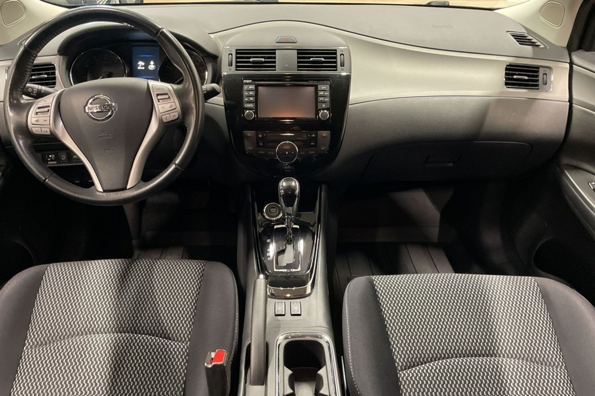 Nissan Pulsar 2018, bild 5/10