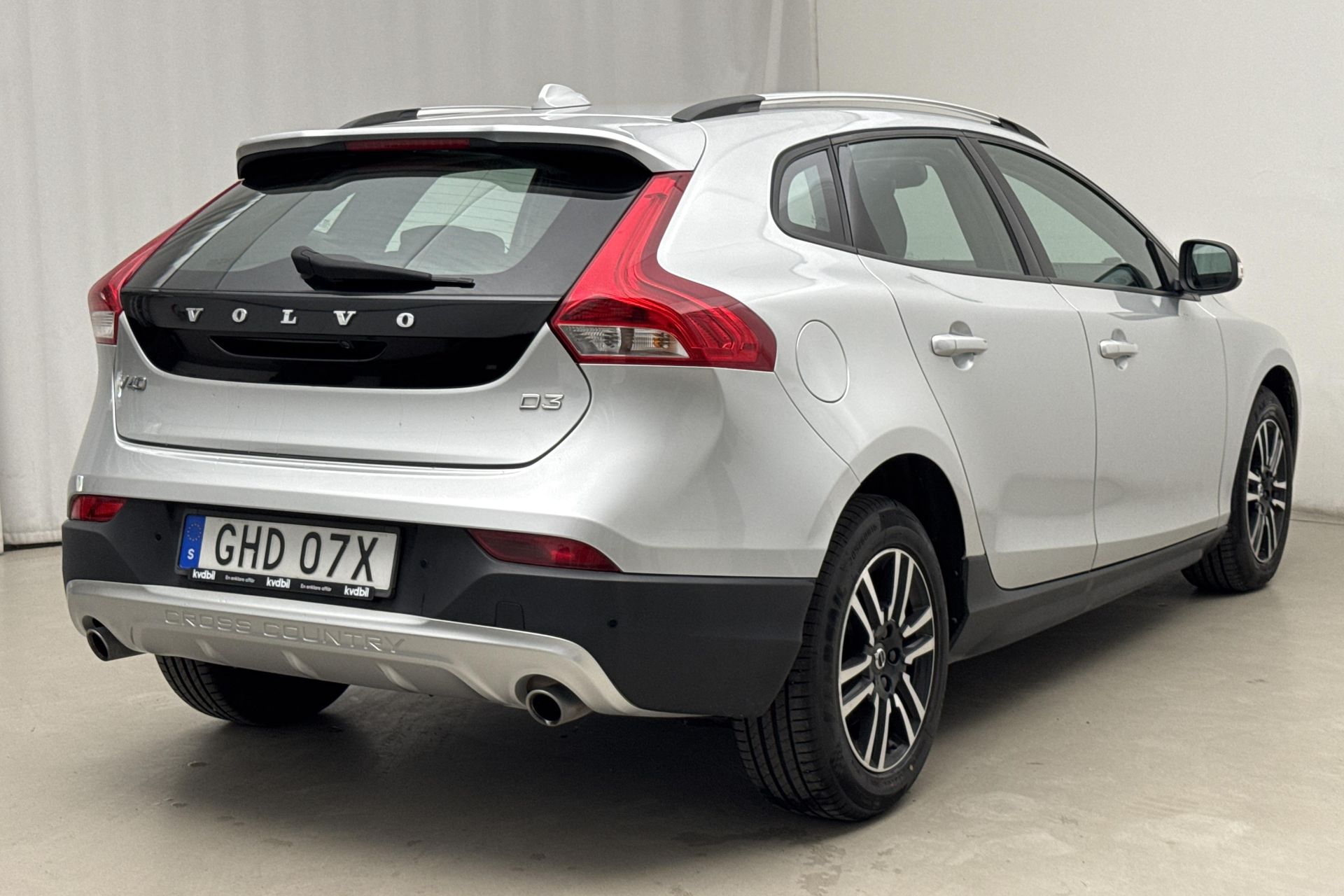 Volvo V40 Cross Country D3 2019, kuva 3/10