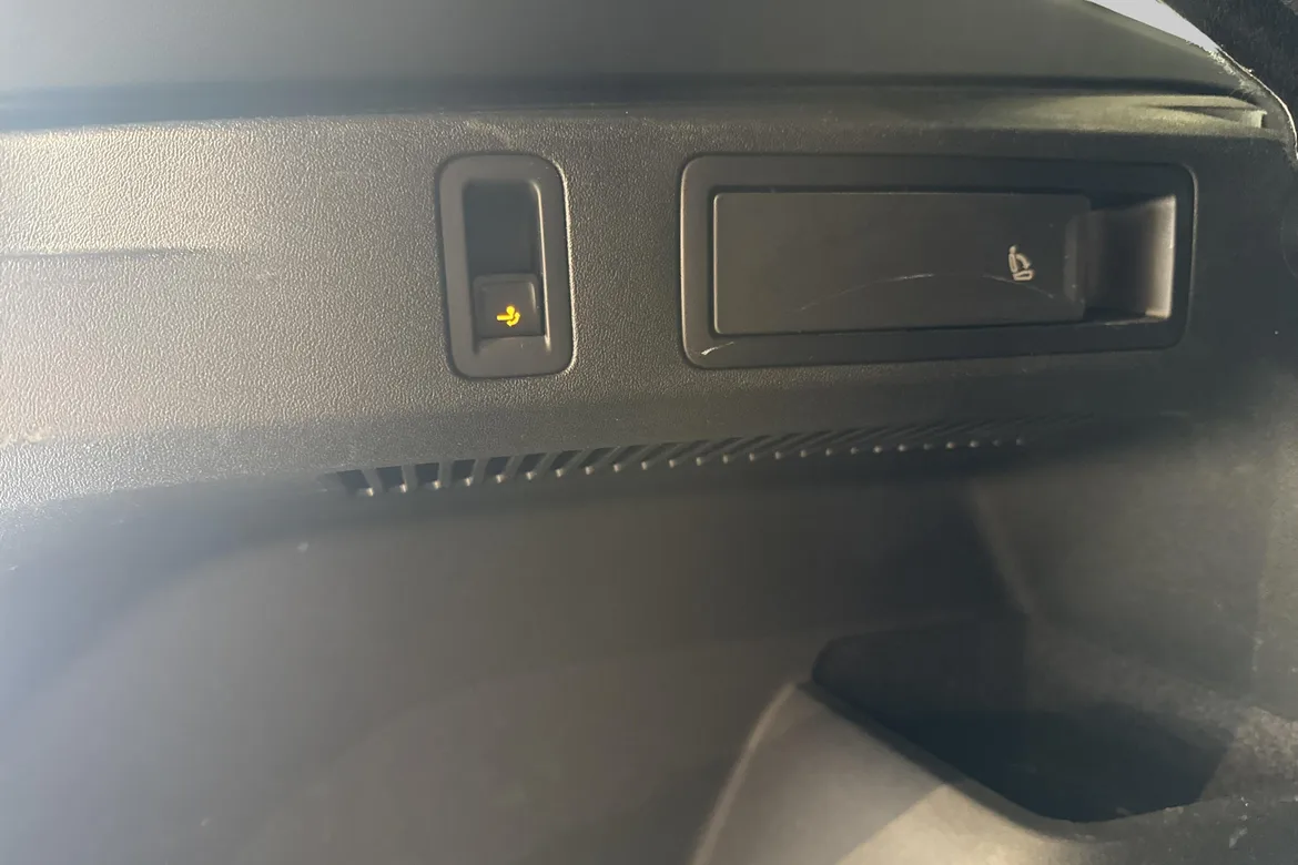 picture of a car