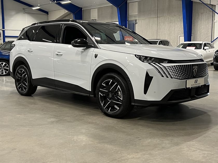 Bild 2 av Peugeot 5008 Hybrid 145