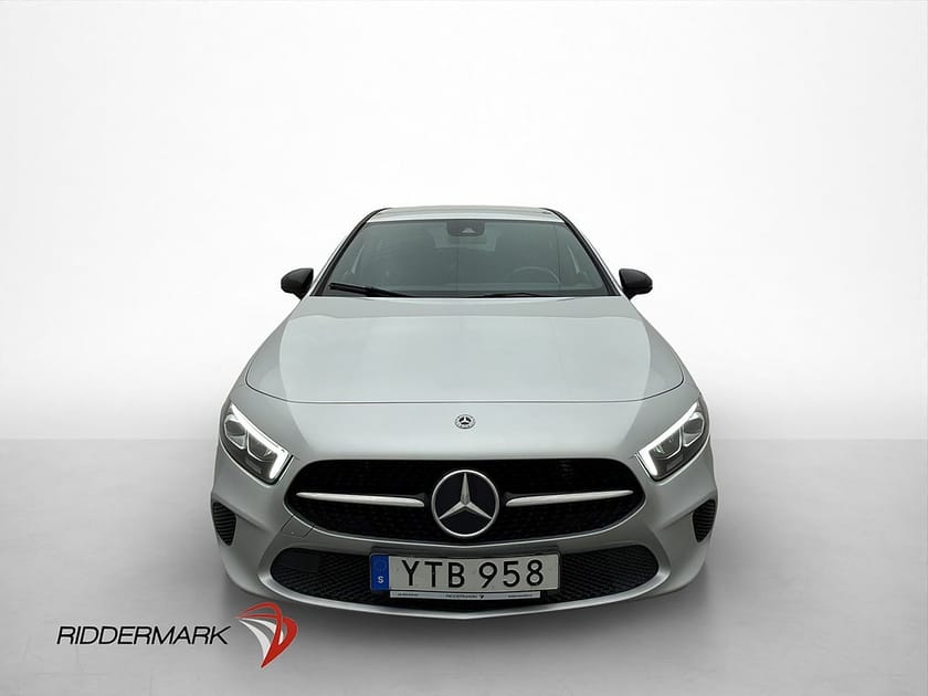 Bild 2 av Mercedes-Benz A 180 d Skinn Kamera CarPlay Navi 116hk