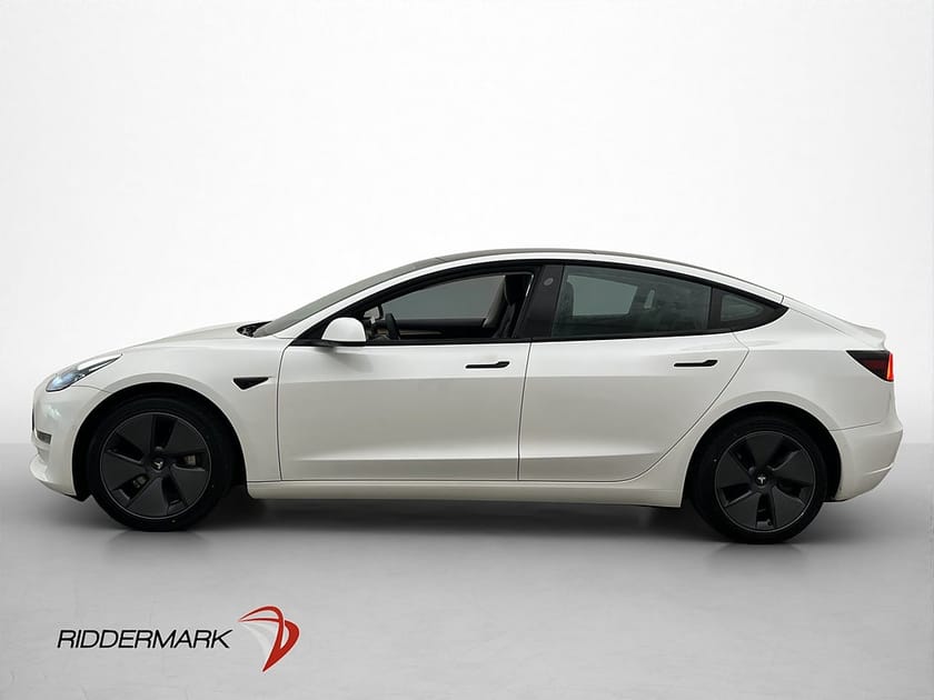 Bild 5 av Tesla Model 3 Long Range AWD Svensksåld Dragkrok MOMS