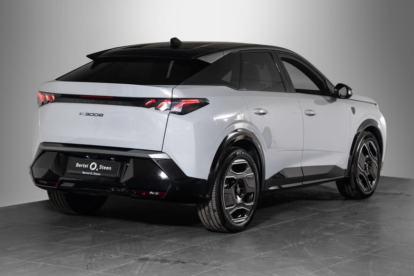 Bilde 4 av Peugeot E-3008 73 kWh GT | Krok | ACC | Skinn | Matrix LED