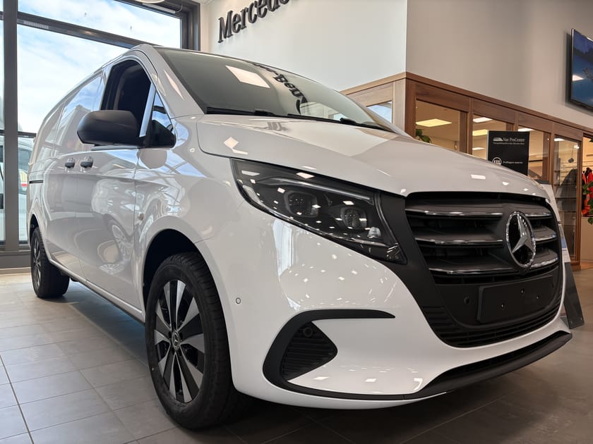 Bild 3 av Mercedes-Benz Vito 116 CDI 4x4 2.8t SKÅP LÅNG SELECT