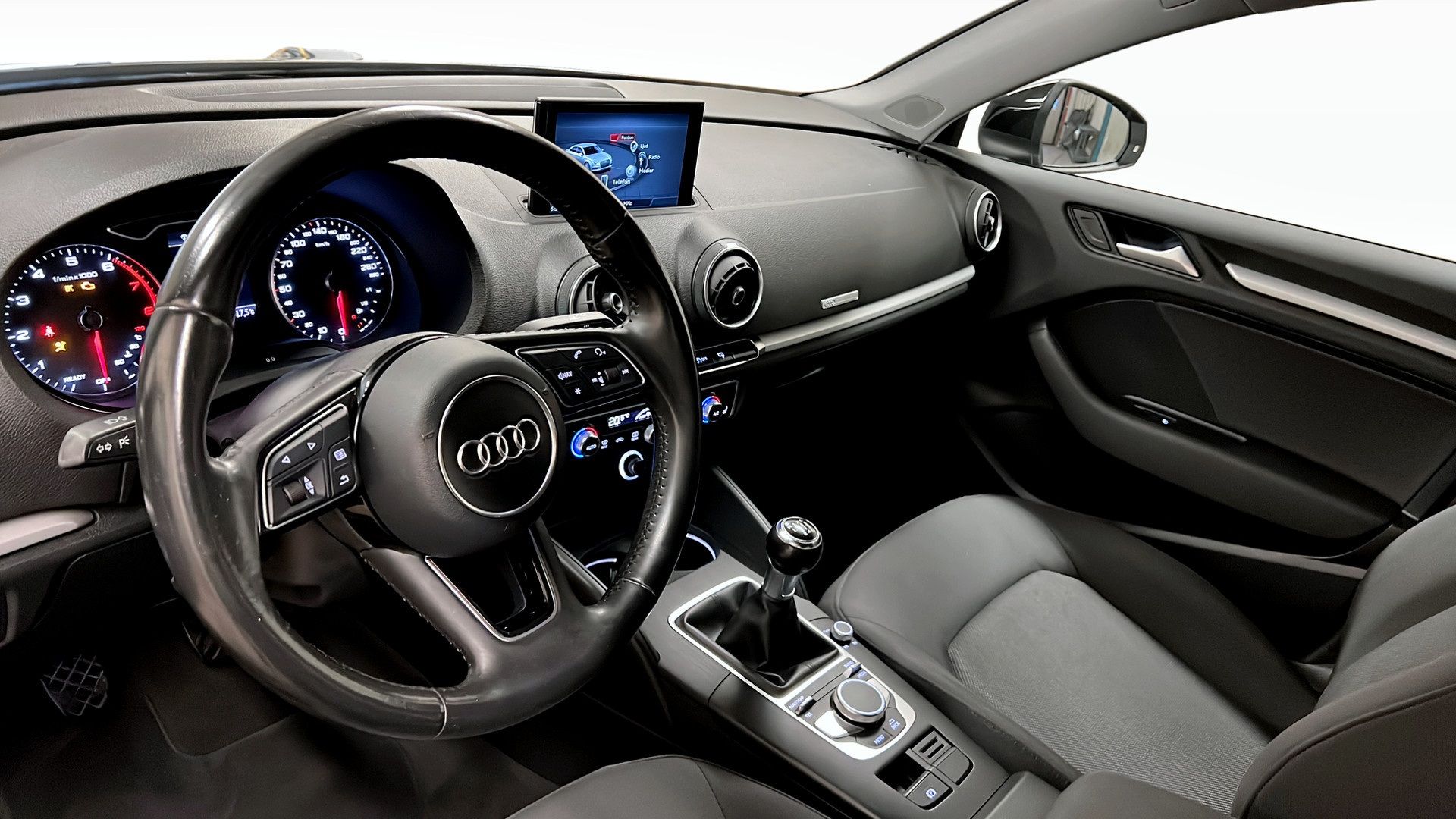 Audi A3 Sedan 1.4 TFSI COD 2017, bild 7/10