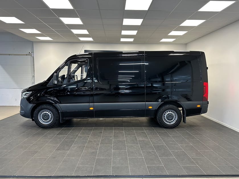 Bild 2 av Mercedes-Benz Sprinter 317 CDI RWD Panel Van Mixto 9G-Tronic 5 sits Värmare 3 500 kg  MOMS