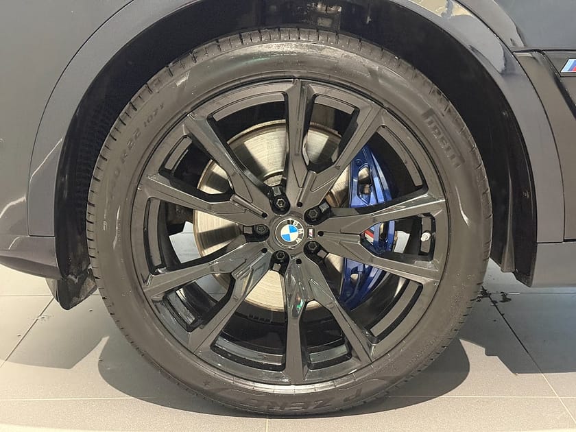 Bild 5 av BMW X7 M60i xDrive M Sport Pro Panorama Drag H/K Värmare 22"