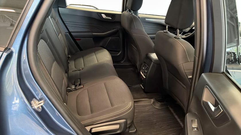 Bild 5 av Ford Kuga Plug-In Hybrid TITANIUM 2.5 FWD 225HK CVT