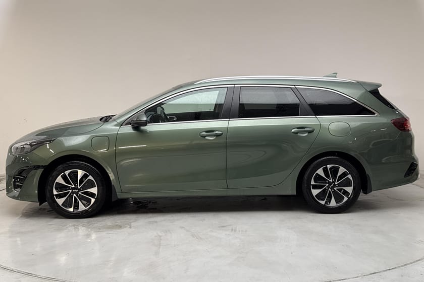 Bild 2 av Kia Ceed Sportswagon Plug-in Hybrid 1.6 SW (141hk) Advance