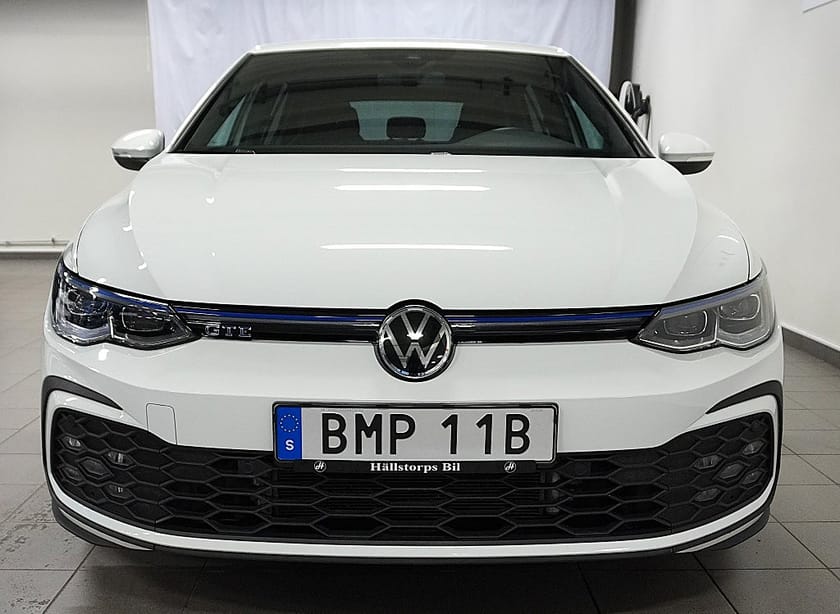 Bild 3 av Volkswagen Golf GTE 1.4 TSI RATTVÄRME/LÅGMILARE/P-SENSORER/CARPLAY